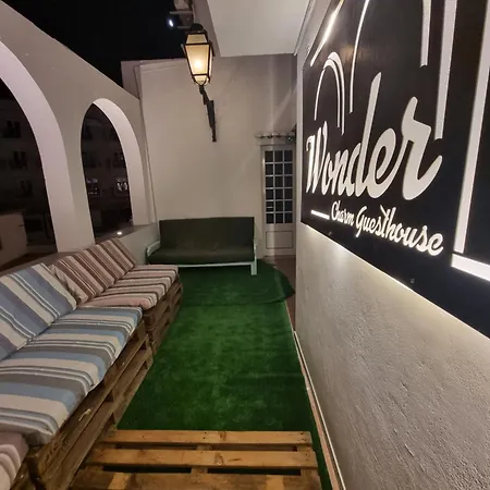 Wonder Charm Gæstehus Albufeira